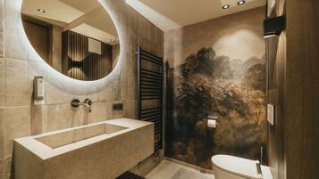 Appartamento Comfort | Bagno | Asciugacapelli, pantofole, asciugamani, sapone