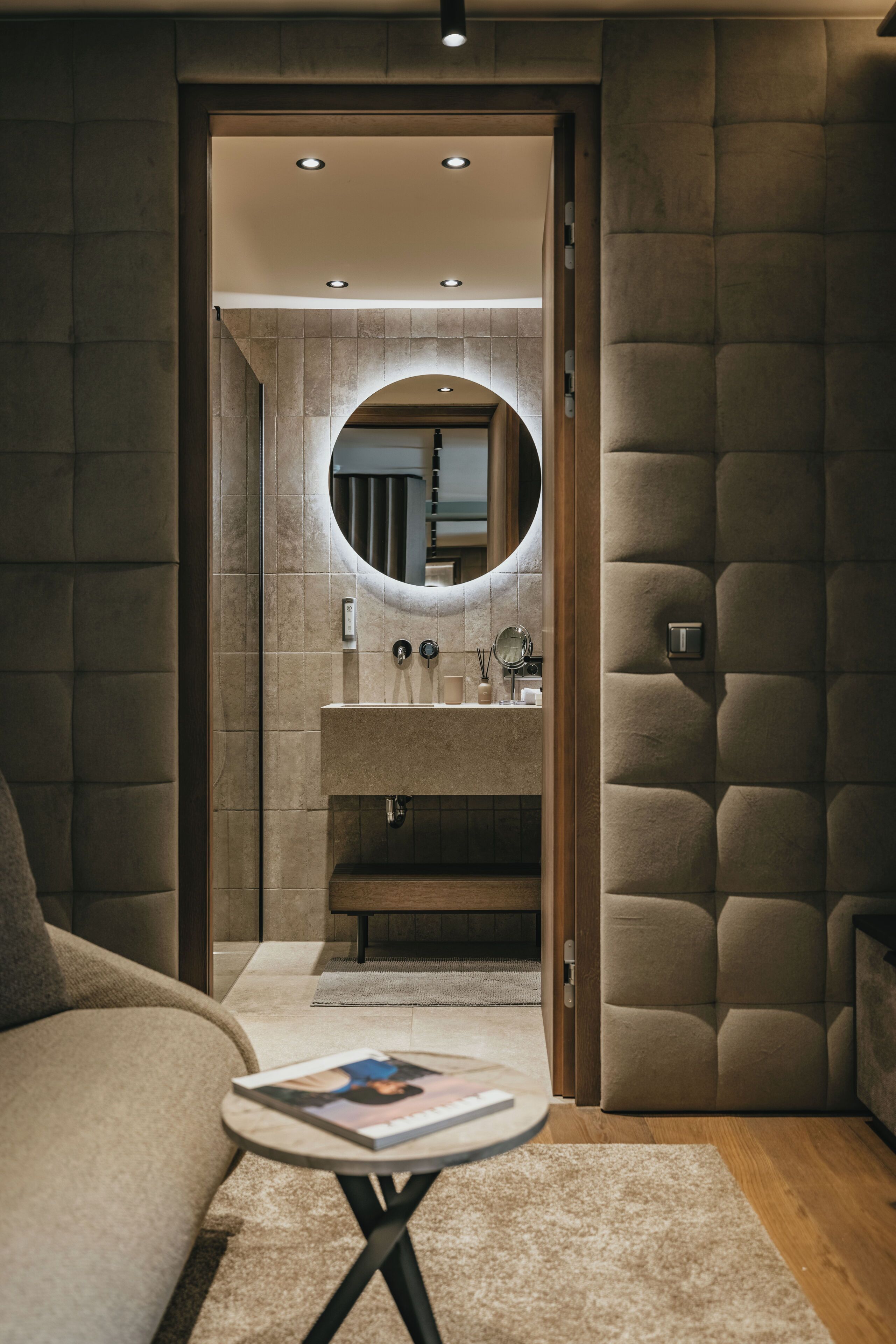 Apartamento Confort | Ropa de cama de alta calidad, colchones viscoelásticos, caja fuerte