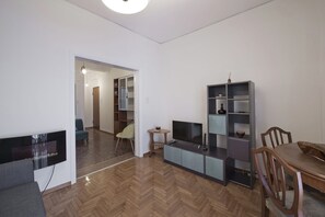 TV - Alemar Quiet Kallithea Retreat with AC, Wifi (Kalithea)