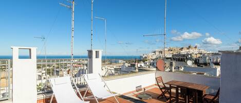 Appartamento, vista mare | Terrazza/patio