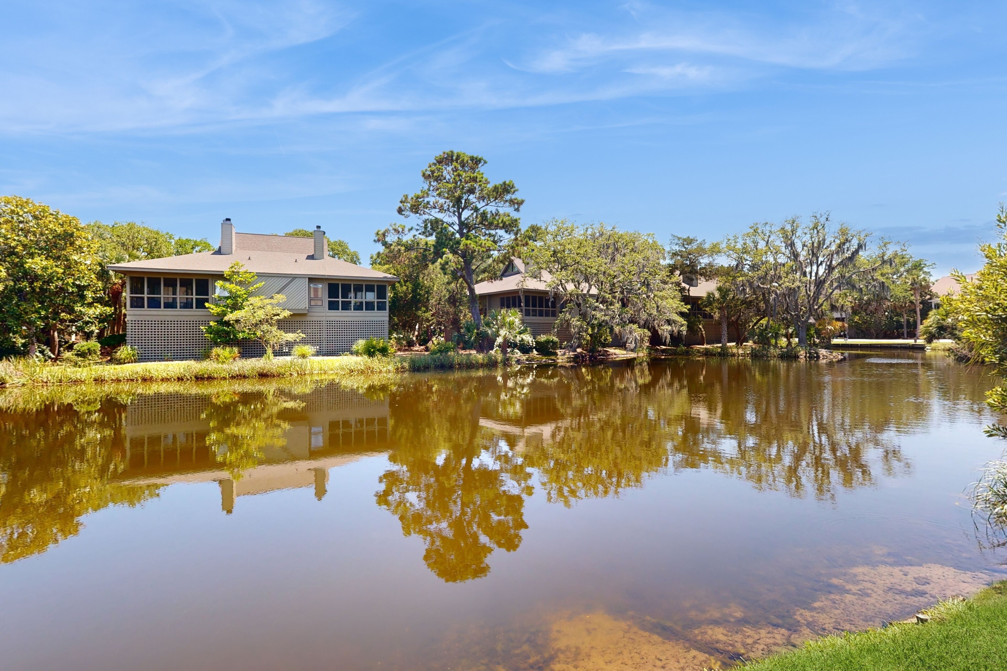 Coastal retreat - close to beach