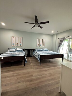 4 Schlafzimmer, Reisekinderbett, kostenloses WLAN, Bettwäsche