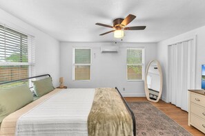 1 bedroom, desk, iron/ironing board, free WiFi