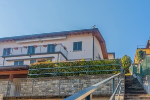 Front of property - Incanto Apartment by Wonderful Italy (Bellagio)