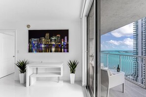 Interior - Magnificent Ocean Sky Residence (Miami)