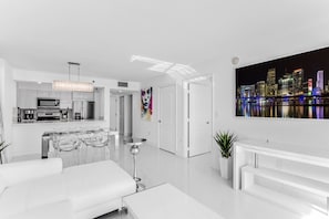 TV