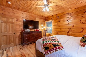 3 habitaciones, decoración personalizada y muebles diferentes
