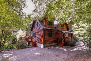 Exterior - Windswept Vistas (Boone)