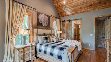 Cabin, Multiple Beds, Hot Tub, Mountain View (High Country Hideaway at Eagles Nest) | 4 bedrooms, individually decorated, individually furnished, bed sheets