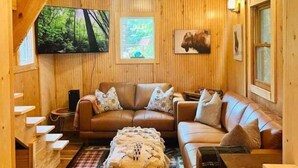 Living area - Moonlight Lodge (Fleetwood)
