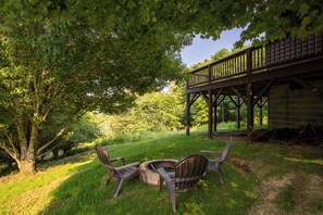 Property grounds - 4 Bears Lodge (Banner Elk)