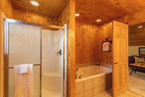 Cabin, Multiple Beds, Hot Tub, Mountain View (4 Bears Lodge) | Bathroom | Designer toiletries, towels, toilet paper - 4 Bears Lodge (Banner Elk)