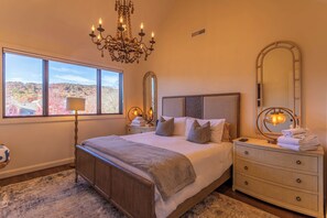 2 habitaciones, decoración personalizada y muebles diferentes 