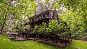 Property grounds - Whispering Pines (Fleetwood)
