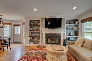 Kondominium, Beberapa Tempat Tidur, patio, pemandangan gunung (The Wander Inn) | Area keluarga | Perapian