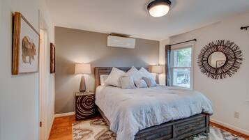 Condo, Multiple Beds, Patio, Mountain View (The Wander Inn) | 3 bedrooms, individually decorated, individually furnished