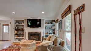 Condo, Multiple Beds, Patio, Mountain View (The Wander Inn) | Living area - The Wander Inn (Blowing Rock)