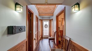Unclassified image, 4 of 49, button - Hilltop Hideaway (Boone)