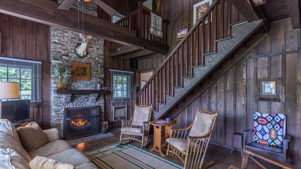 Unclassified image, 1 of 30, button - The Suddreth Cottage (Blowing Rock)