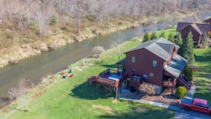 Exterior - Riverbend Retreat (Todd)