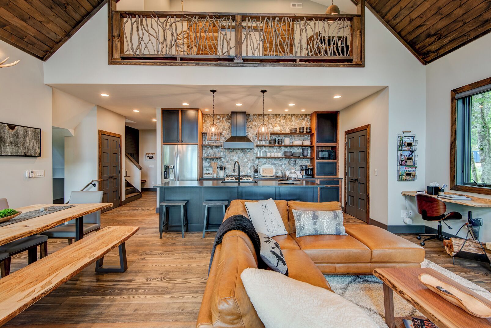 Cabin, Multiple Beds, Hot Tub, Mountain View (The Guardian Bear Lodge ) | Living area