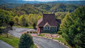Exterior - Black Bear Ridge (Vilas)