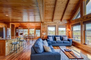 Living area - Black Bear Ridge (Vilas)