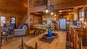 Unclassified image, 3 of 36, button - Timber Lodge (Todd)