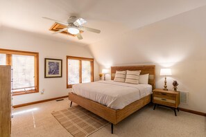 House, Multiple Beds, Patio, Mountain View (A Change of Scenery at Yonahlossee) | 4 bedrooms, individually decorated, individually furnished, bed sheets - A Change of Scenery at Yonahlossee (Boone)