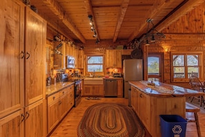 Cabin, Multiple Beds, Hot Tub, Mountain View (Van Beek's Peak) | Private kitchen - Van Beek's Peak (Banner Elk)