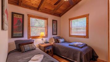 2 bedrooms, individually decorated, individually furnished, bed sheets