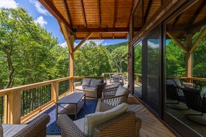 Property grounds - Blue Ridge View at Eagles Nest (Banner Elk)