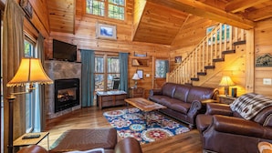 Living area - Our Neck of the Woods at Hidden Lake (Nebo)