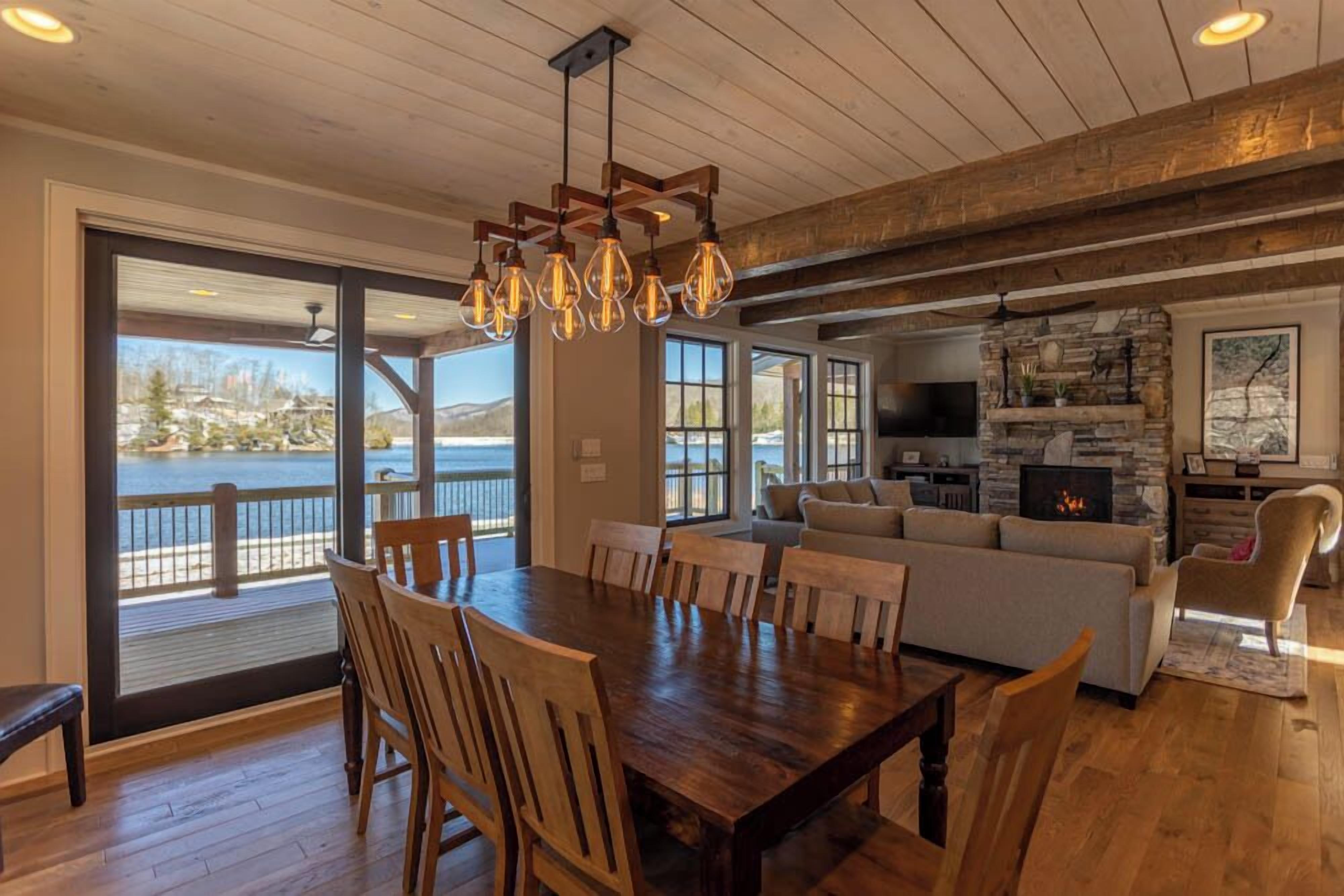 Cabin, Berbilang Katil, Patio, Mountain View (Lakeshore Retreat at Sweetgrass) | Bahagian dalam