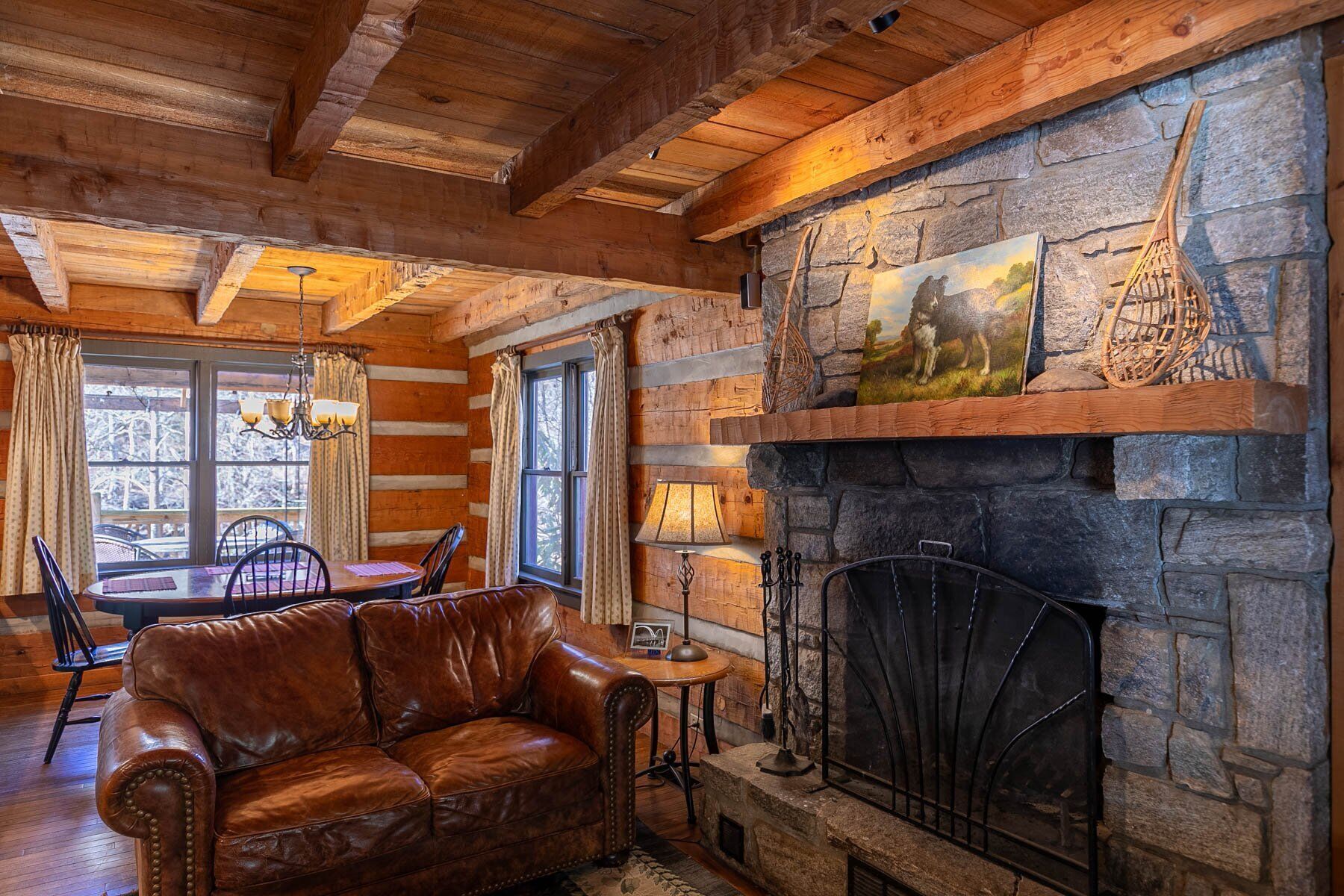 Cabin, Multiple Beds, Hot Tub, Mountain View (A River Runs Through It) | Interior