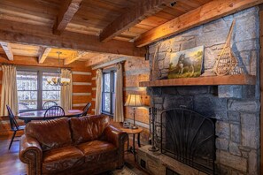 Cabin, Multiple Beds, Hot Tub, Mountain View (A River Runs Through It) | Interior - A River Runs Through It (Vilas)