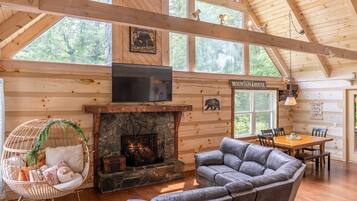 House, Multiple Beds, Hot Tub, Mountain View (Serenity Now) | Living area | Fireplace