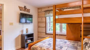 Rumah, Beberapa Tempat Tidur, hot tub, pemandangan gunung (Serenity Now) | 4 kamar tidur dan didekorasi berbeda-beda