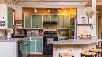 House, Multiple Beds, Hot Tub, Mountain View (Serenity Now) | Private kitchen | Coffee/tea maker