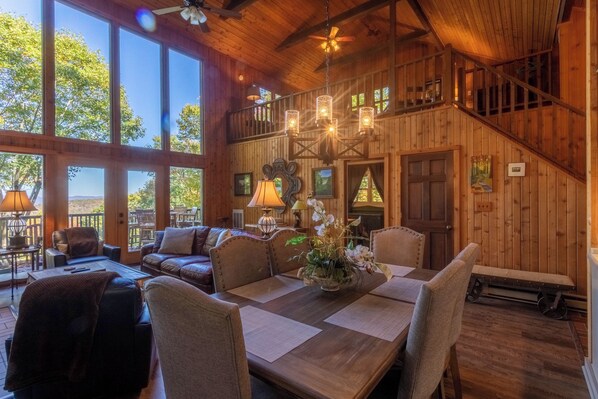 Interior - Knot Appropriate Beech House (Banner Elk)