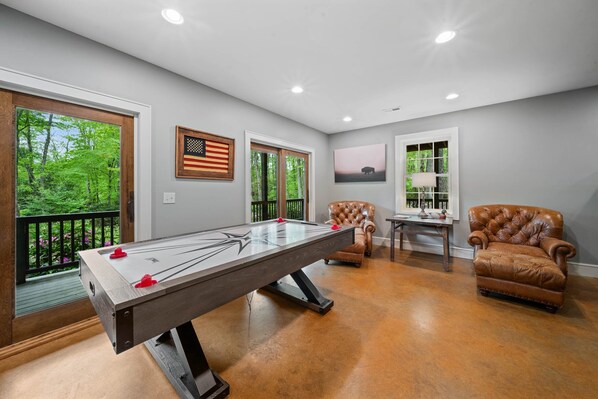 Cabin, Multiple Beds, Patio, Mountain View (Sweet Retreat at Sweetgrass) | Game room