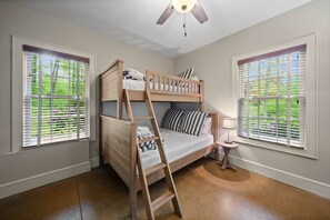 Cabane, plusieurs lits, patio, vue montagne (Sweet Retreat at Sweetgrass)