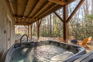 Cabin, Berbilang Katil, Hot Tub, Mountain View (Leafy Way Lodge) | Teres/patio