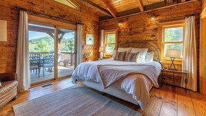 House, Multiple Beds, Hot Tub, Mountain View (River Mill Lodge) - River Mill Lodge (Sugar Grove)