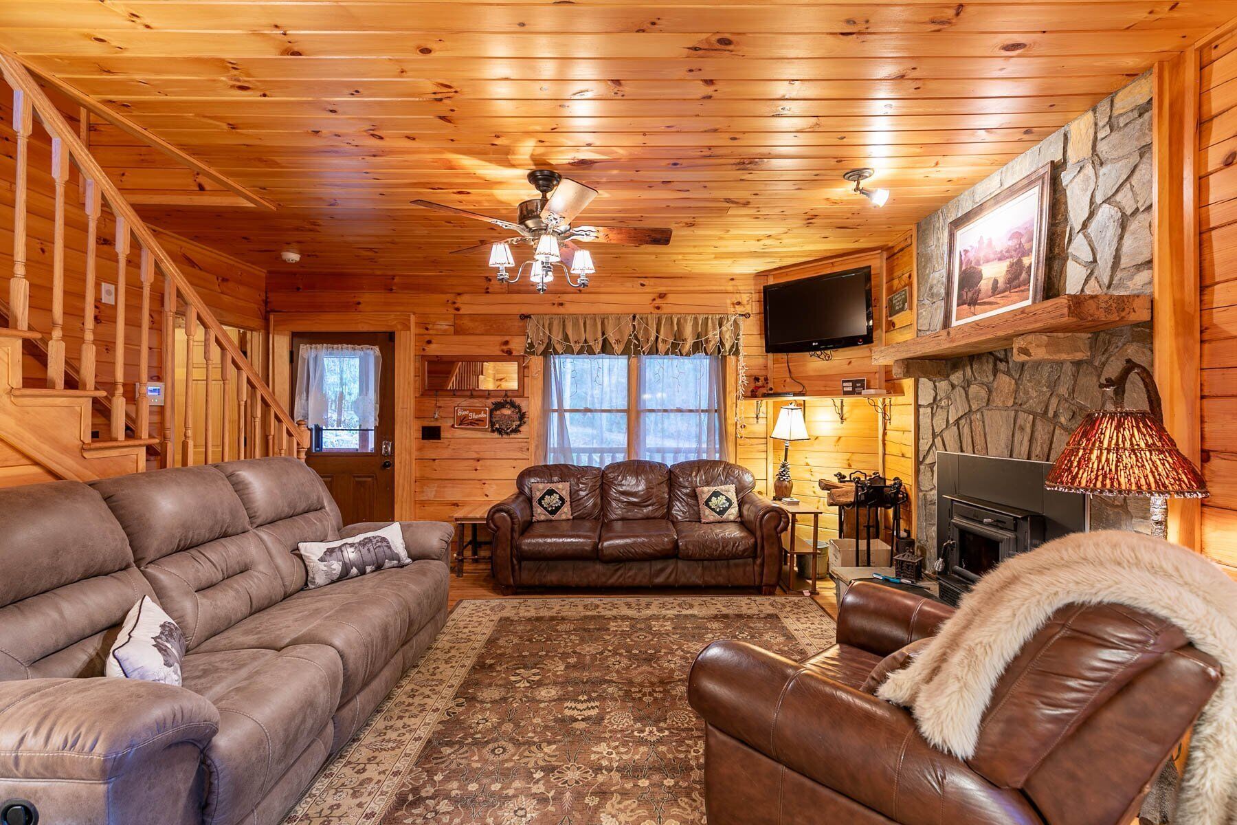 獨棟房屋, 多張床, 熱水浴缸, 山景 (Honey Bear Retreat) | 起居區