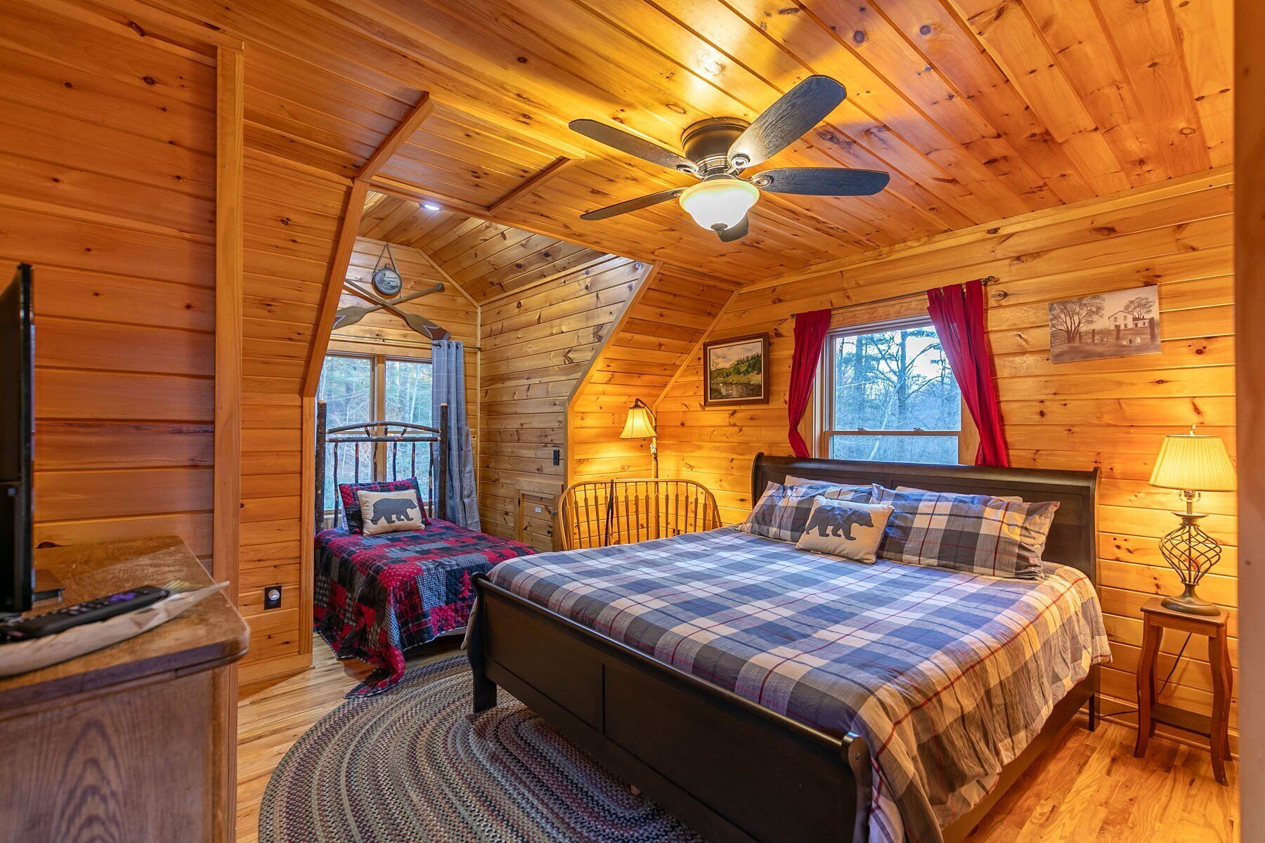 3 phòng ngủ, trang trí khác biệt 