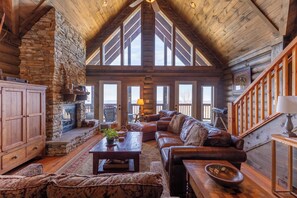 House, Multiple Beds, Hot Tub, Mountain View (Highland Mist ) | Living area - Highland Mist (Banner Elk)