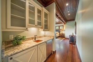 Huis, Meerdere bedden, terras, uitzicht op bergen (Overlook at Wilderness Trail) | Interieur