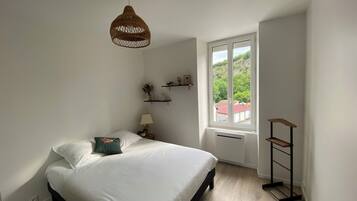 1 chambre, lit parapluie, Wi-Fi, draps fournis