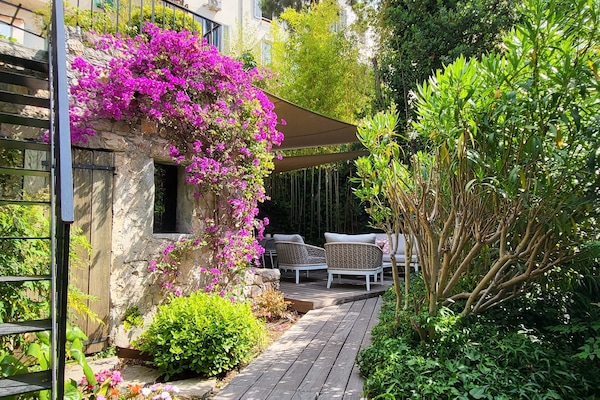 arrivée sur la terrasse et escaliers vers le solarium